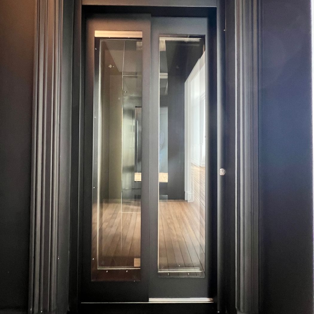 Ascenseur maison avec cabine vitrée